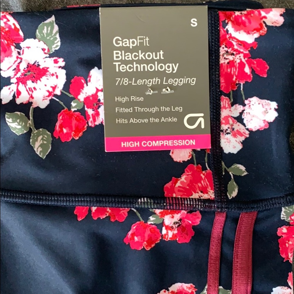 Floral Gap 7/8 length compression tights NWT